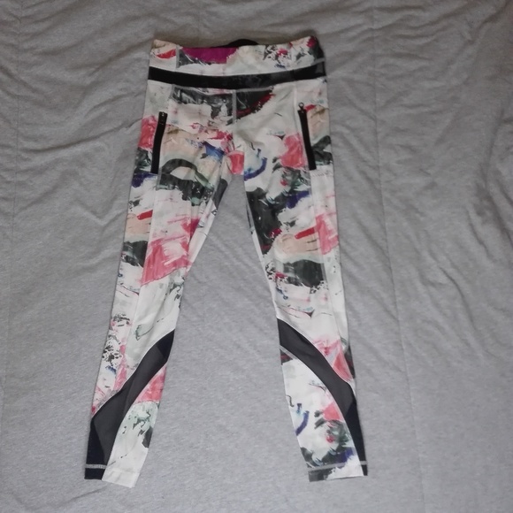 !!! 20$ ADD ON !!! lululemon leggings size 4 - Picture 2 of 9